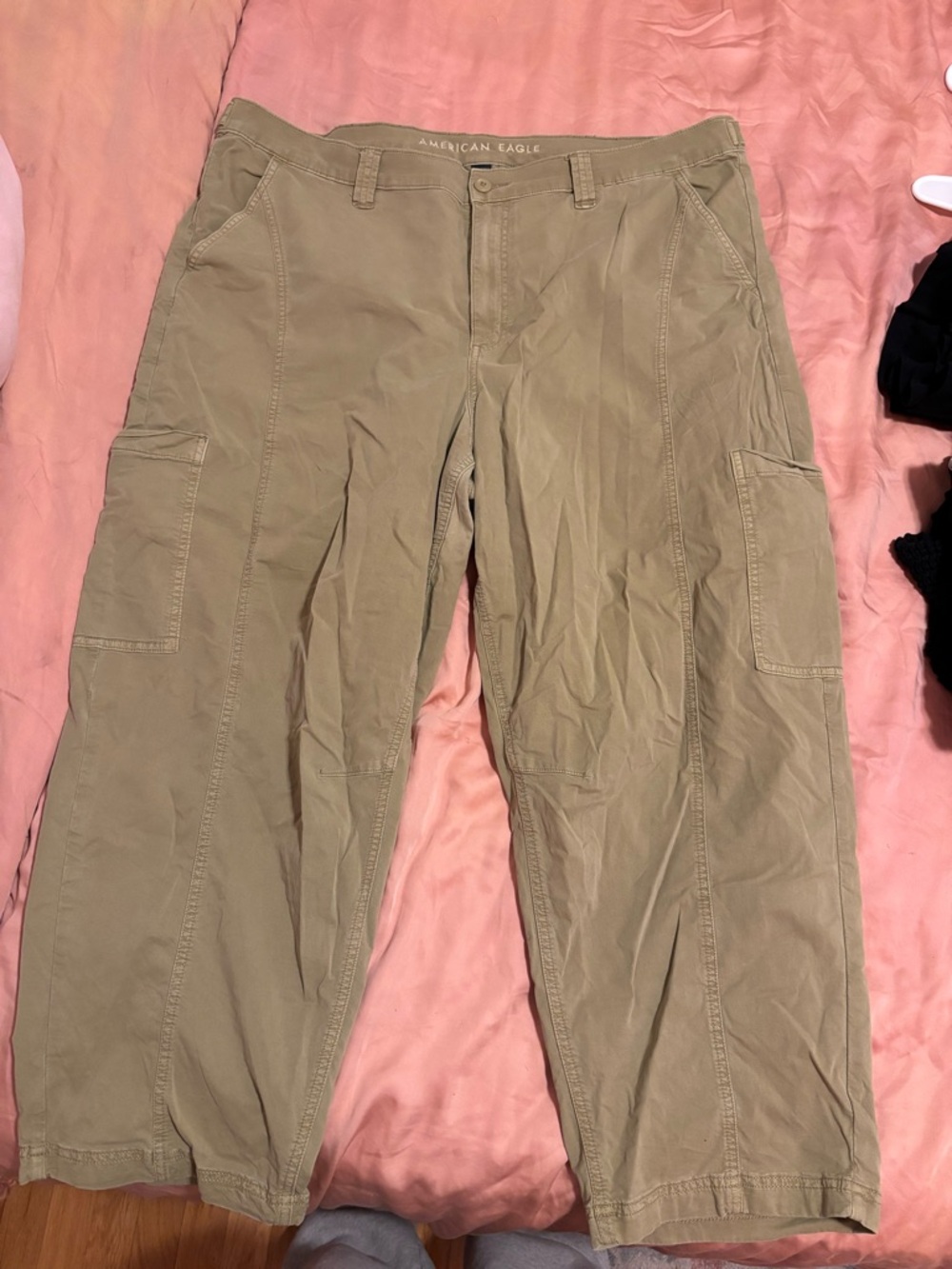 American Eagle Outfitters Stretch Barrel Cargo Pants